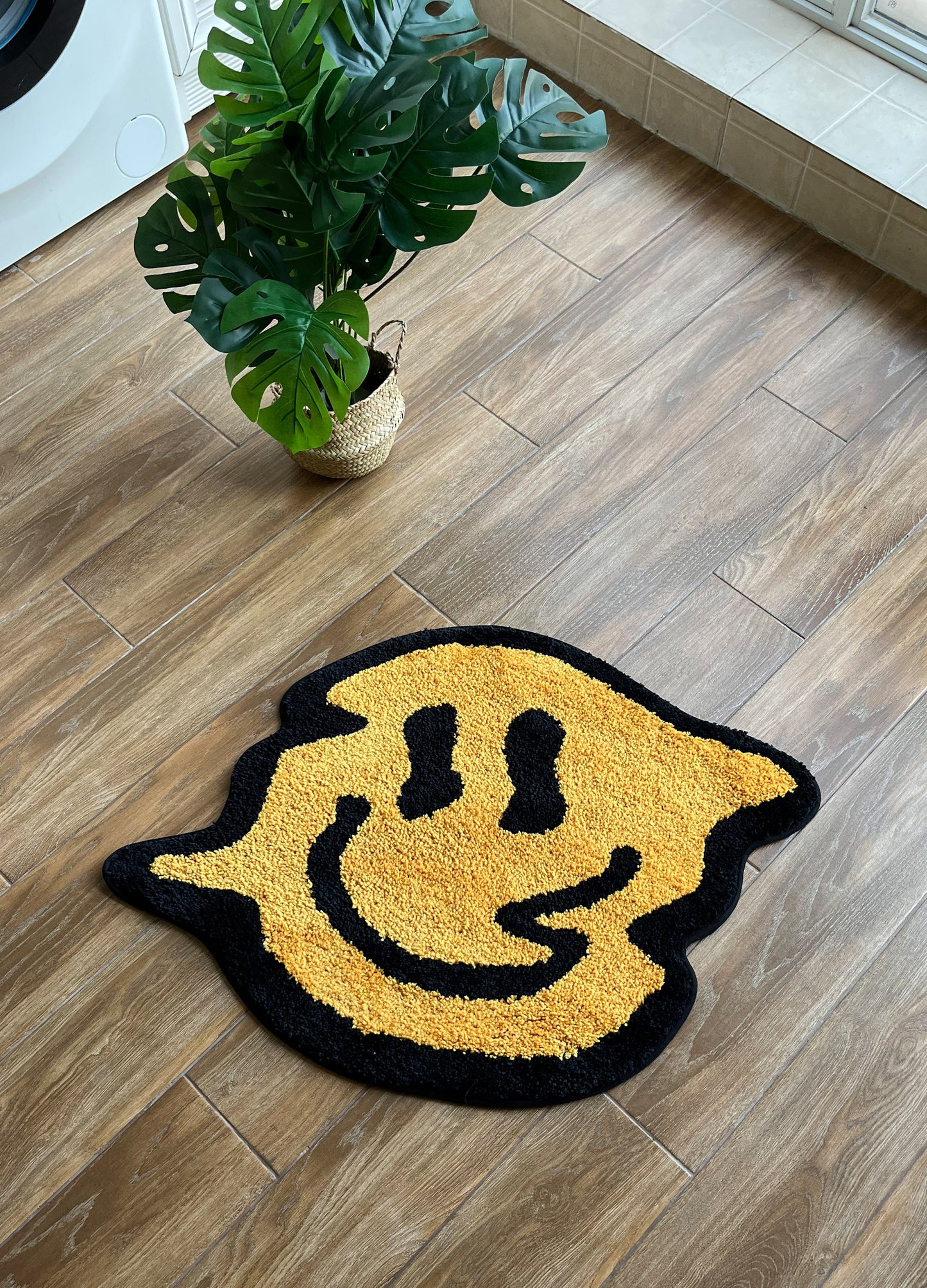 Melting smily rug