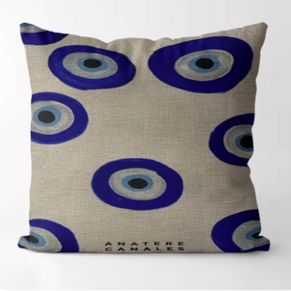 Blue eyes cushion cover