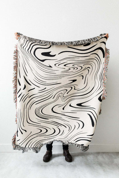 Fine swirls blanket