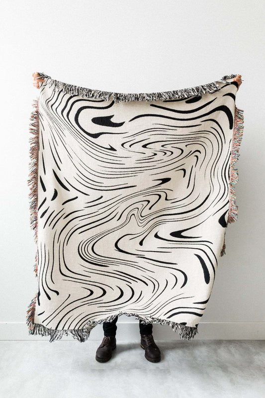 Fine swirls blanket