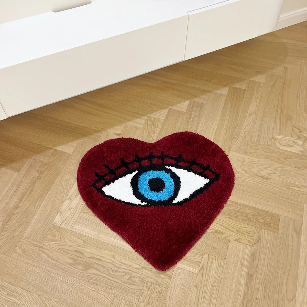 Heart blue eye rug