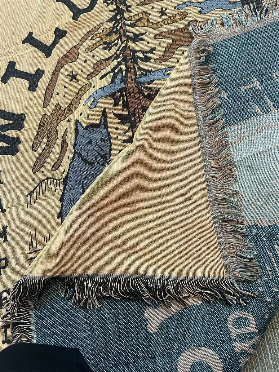 Woody camping blanket